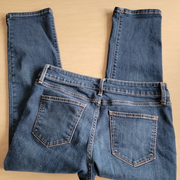 St. John's Bay Women's Straight Leg Jeans Size 8 PS - Picture 3 of 3